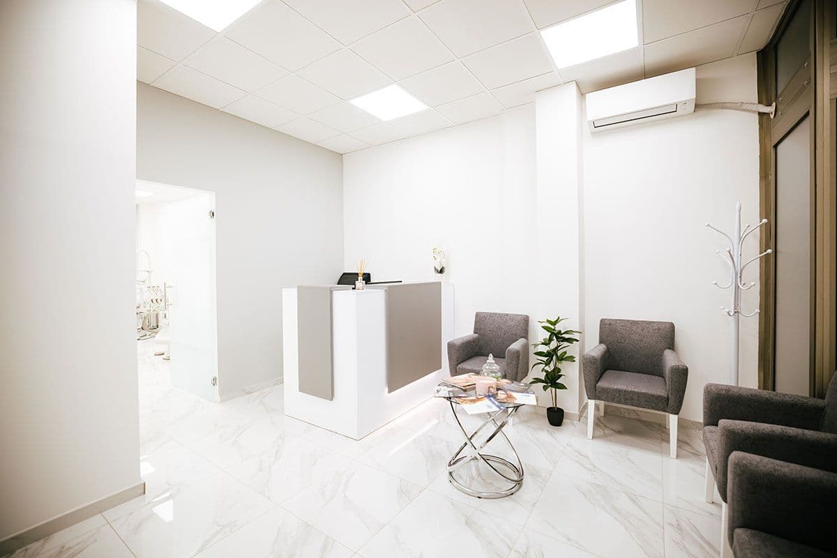 Hollywood Smile dental transformation gallery in Niš, Serbia